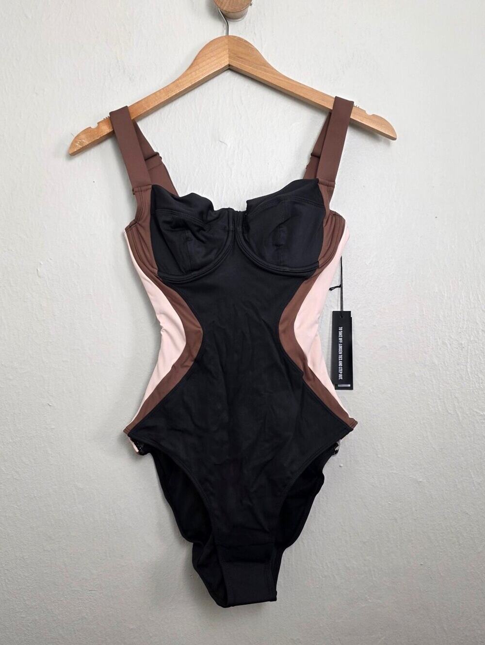TA3 Lifty Contour Corset Compression Underwire Swimsuit NWT XS XLong D/DD